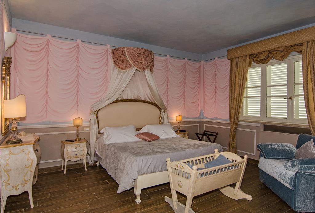 La Chandelle Massarosa Habitación foto