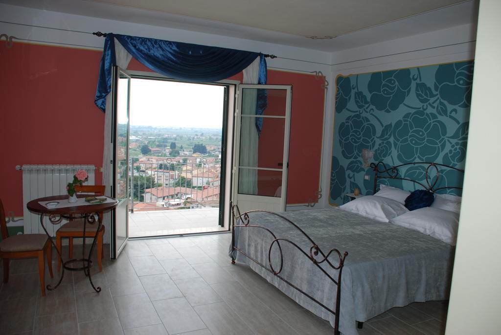 La Chandelle Massarosa Habitación foto