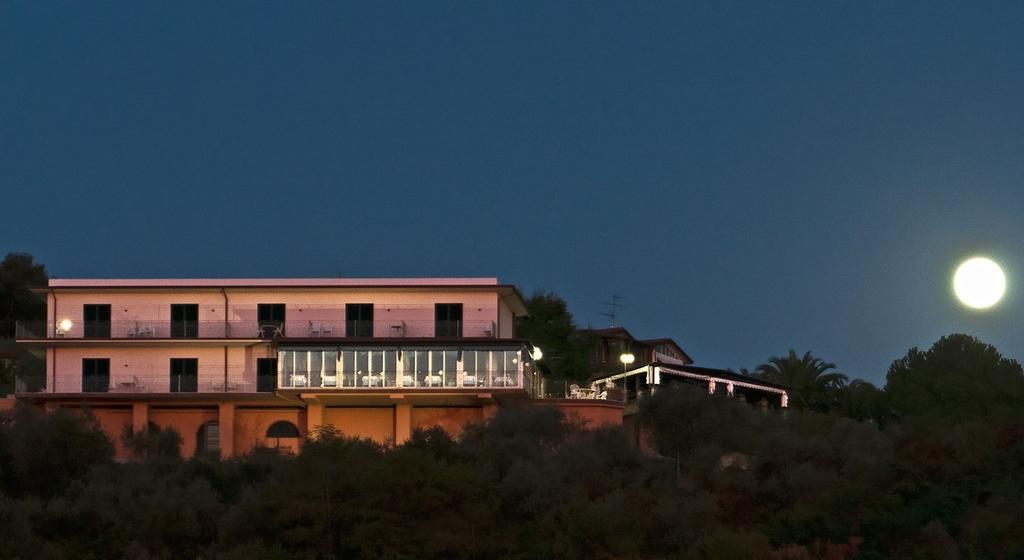 La Chandelle Massarosa Exterior foto